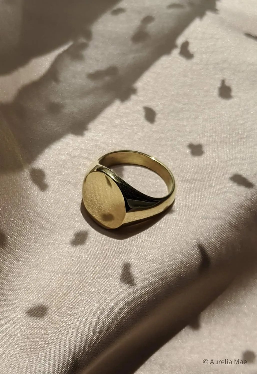 18K Gold Plated Women's Starburst Signet Ring - Minimalist Mother of Pearl Statement Piece