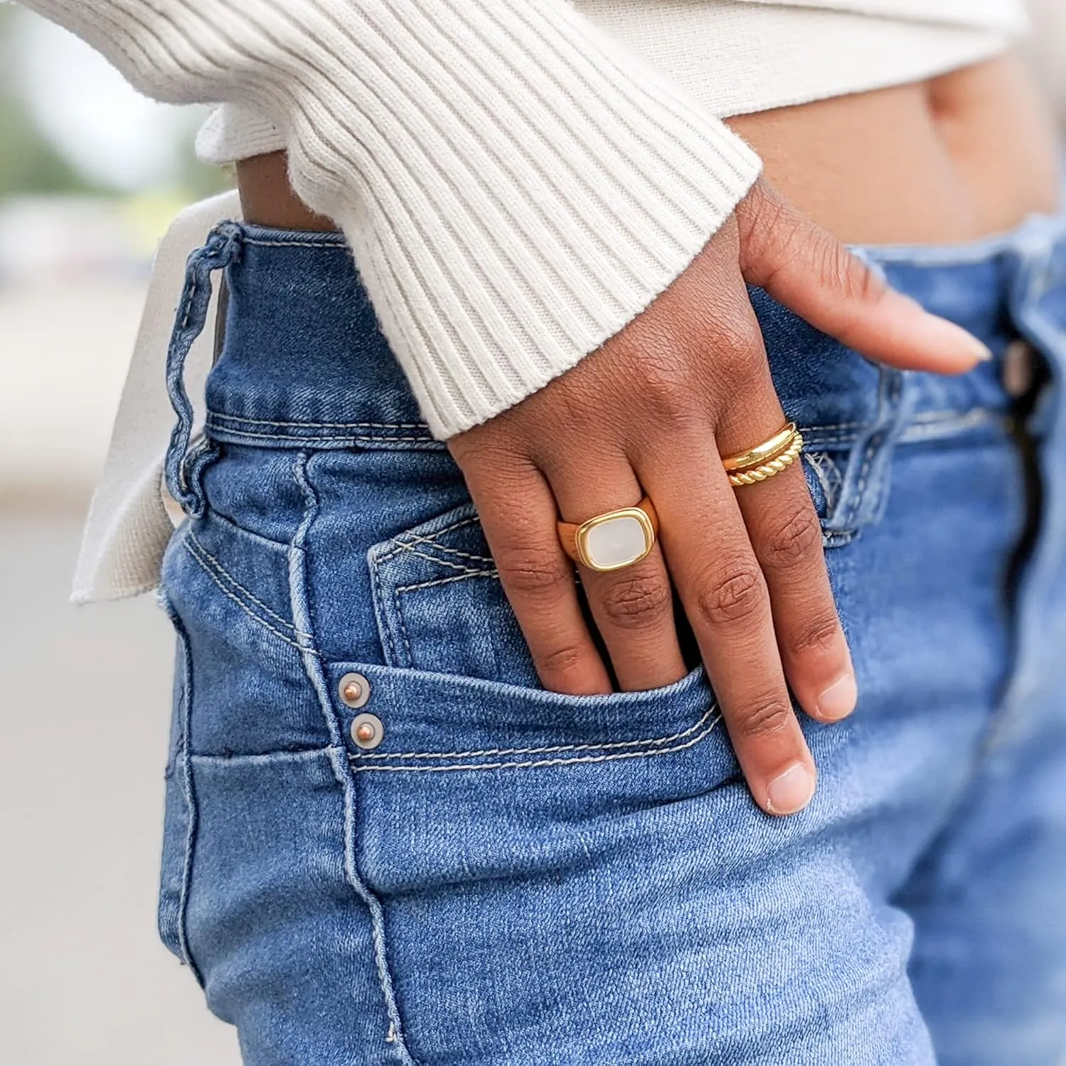 18K Gold Plated Women's Starburst Signet Ring - Minimalist Mother of Pearl Statement Piece