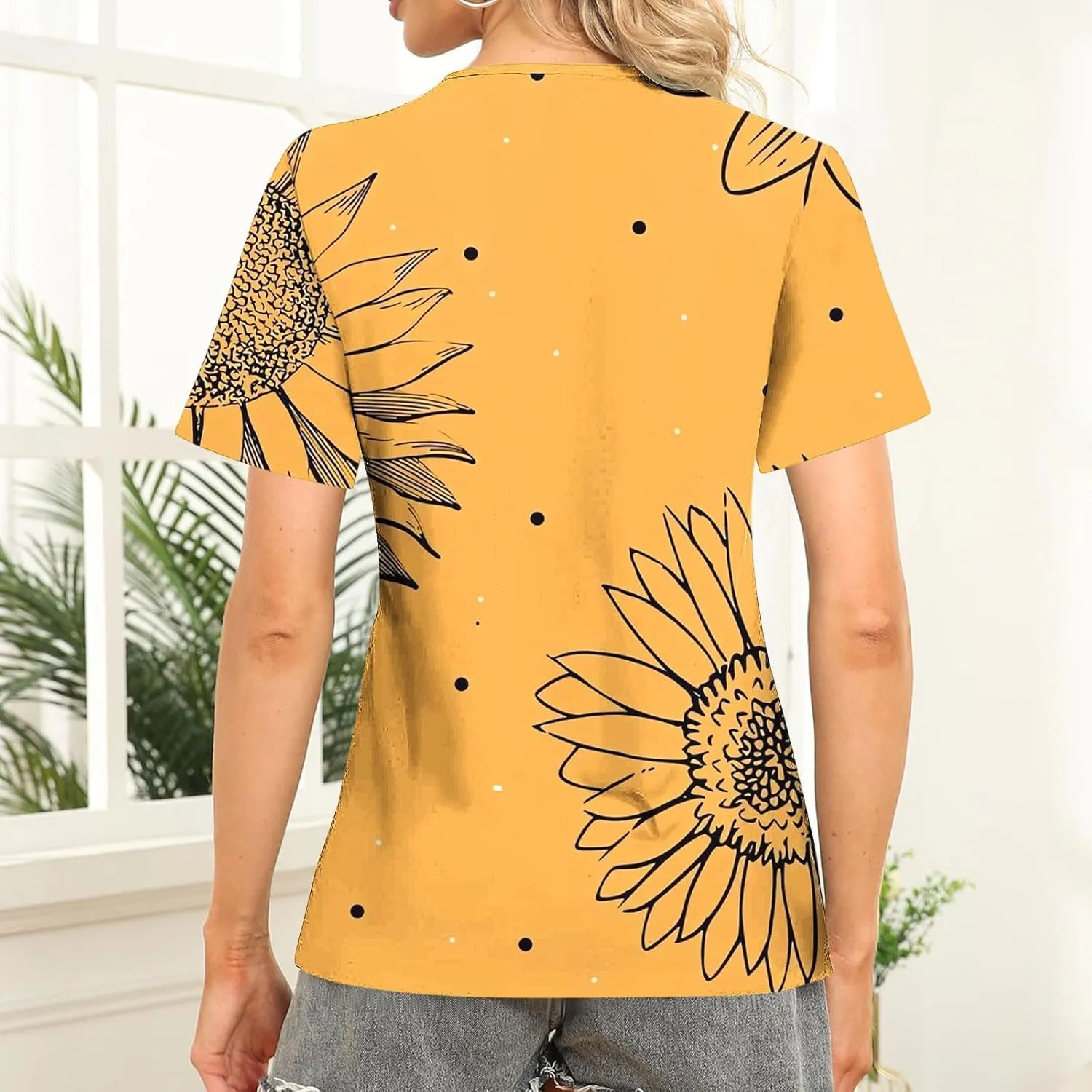 2025 Summer Square Neck Tops for Women Trendy Floral Print Short Sleeve Boho Tshirt Casual Loose Fit Button Blouses