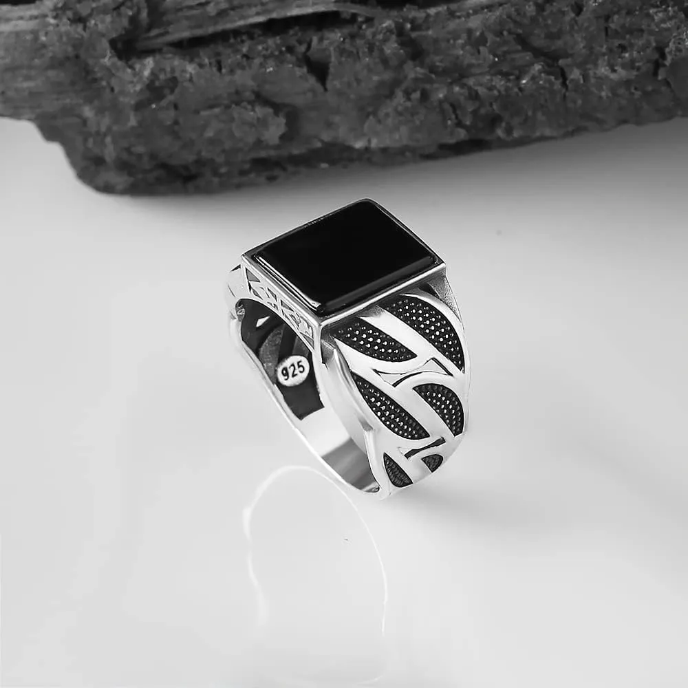 925 Sterling Silver Men's Ring with Onyx Stone, Handmade Engraved Black Onyx Gemstone Ring, Gift for Him, Minimalist Style