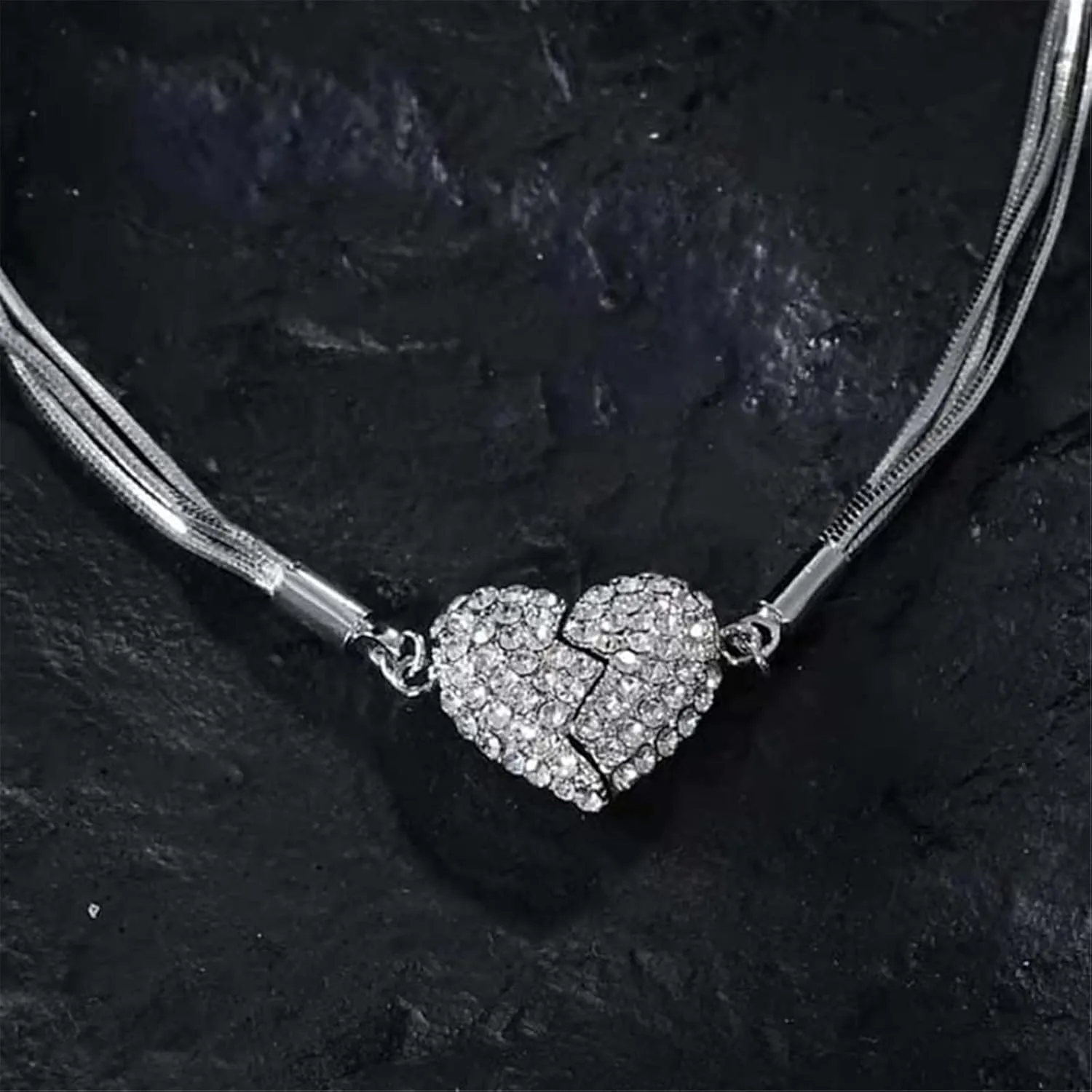 Attractiveness Magnet Love Pendant Necklace, Three-Layer Chain, Metal Wind Necklace Clavicle Choker Pendant, Fashion Clavicle Chain Necklaces, Silver Magnet Matching Love Heart Necklaces (A)