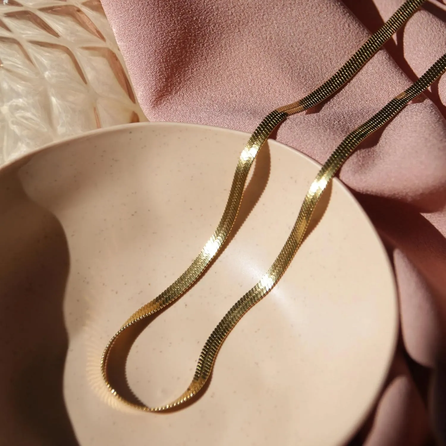 BAYLAY Gold Necklace for Women, 18K Gold Thin Chain Plated Choker Dainty Layered Necklaces,Herringbone Chain Necklace 18K Gold Plated Dainty Layered Necklaces