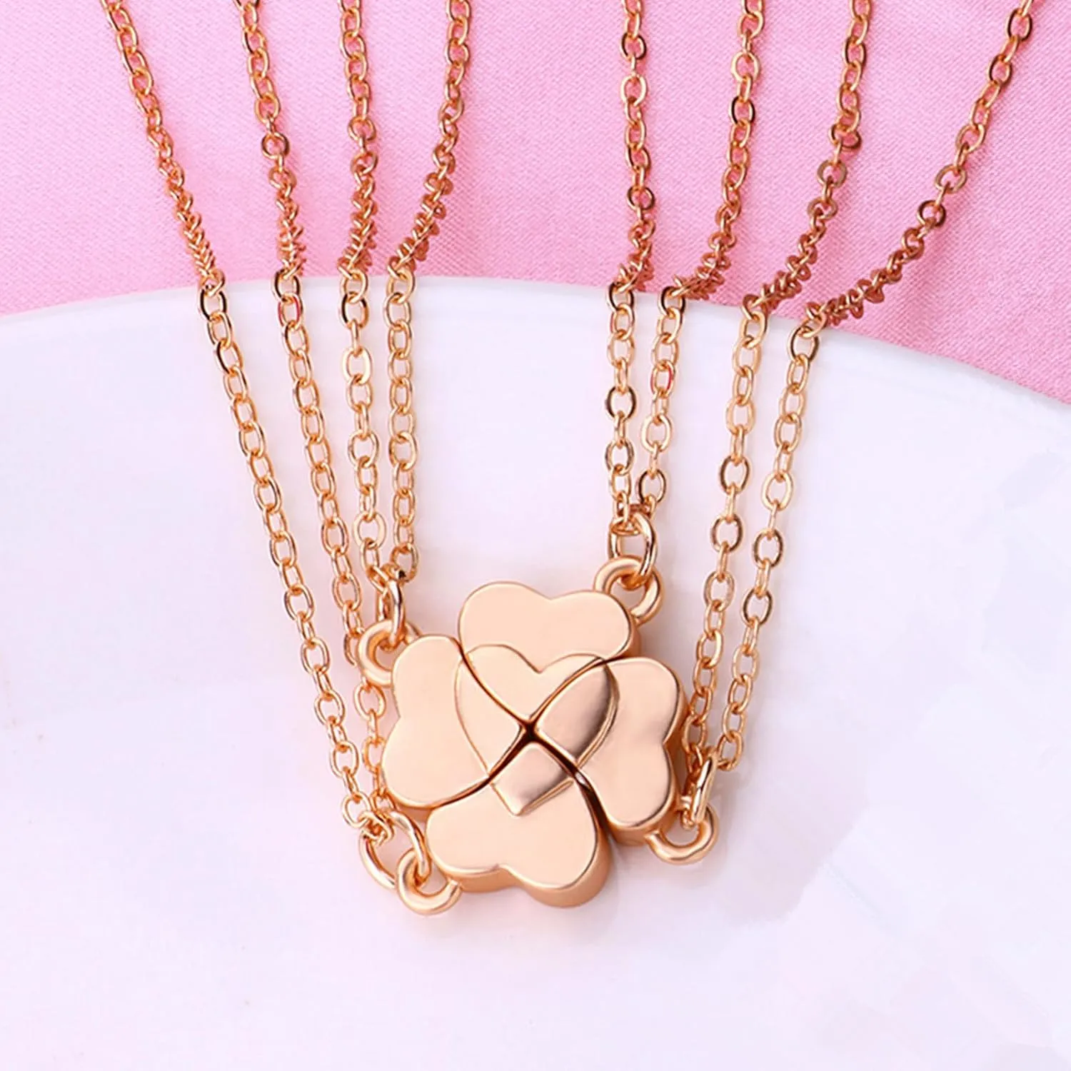 BFF Best Friend Four Leaf Clover Necklace Best Friend Sister 4 Pcs Gold Silver Heart Pendant Bestie Friendship Long Distance Necklace for Women Friends