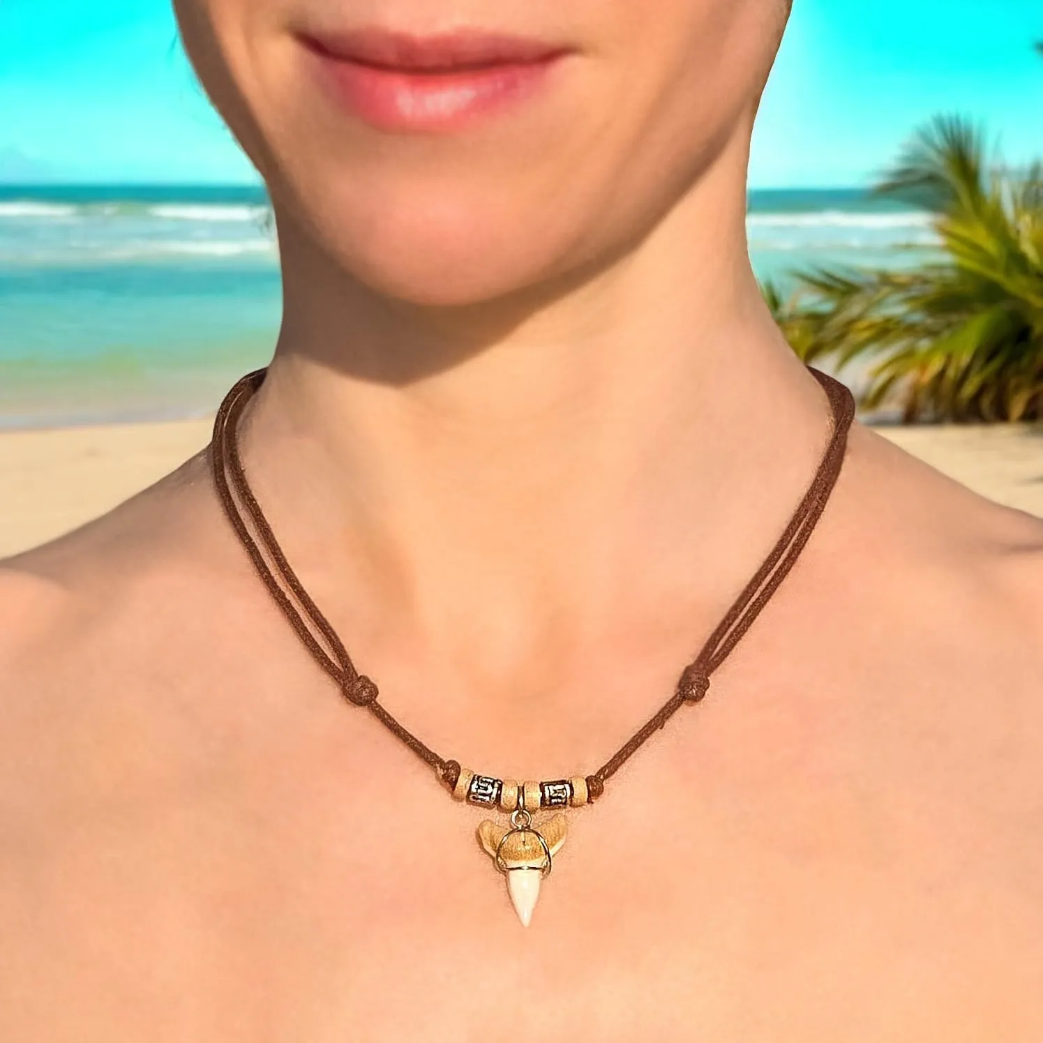 BlueRica Shark Tooth on Adjustable Cord Necklace (3L)