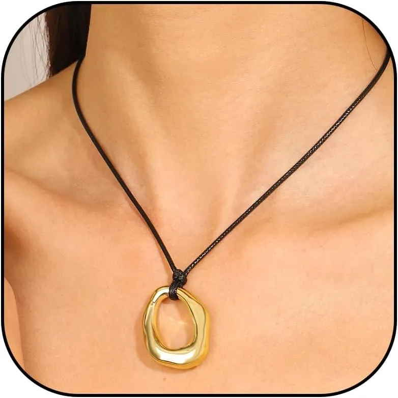 Chunky Gold Necklaces for Women Gold Statement Necklace Trendy Black Rope Choker Necklaces Long Silver Chunky Charm Necklace Irregular Hollow Pendant Necklace Summer Jewelry