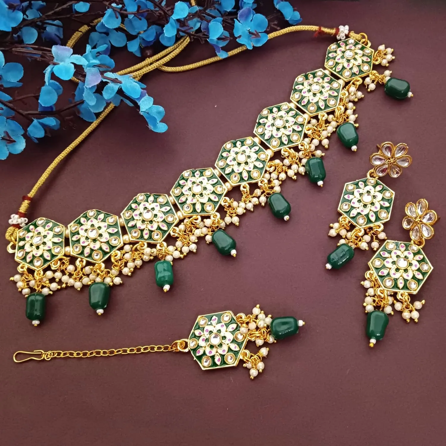 Efulgenz Meenakari Choker Set Indian Jewelry Crystal Kundan Faux Pearl Choker Necklace Earrings Maang Tikka Wedding Bollywood Bridal Jewelry Set for Women