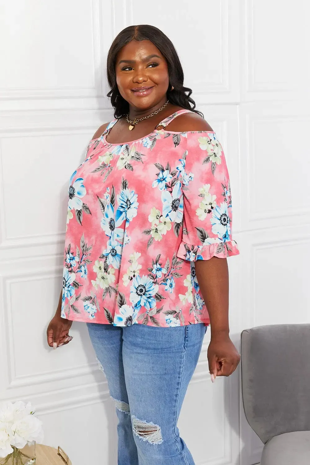 Floral Cold-Shoulder Top  A Chic 70s-Inspired Summer Essential