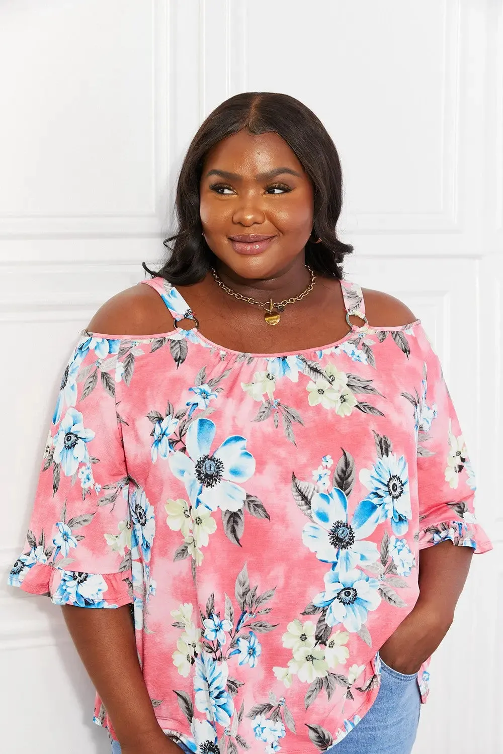 Floral Cold-Shoulder Top  A Chic 70s-Inspired Summer Essential