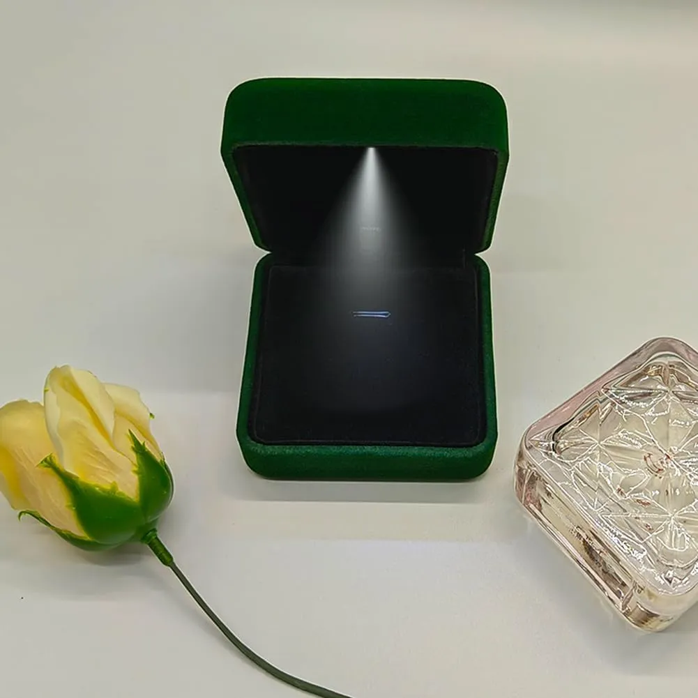 GBYAN Pendant Necklace Box with LED Light, Necklace Gift Box Velvet Jewelry Display Case for Proposal Engagement Wedding and Birthday,Emerald Green