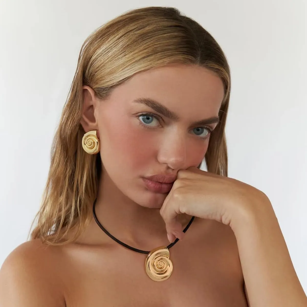 Gold Boho Ocean Earrings, Shell Earrings Seashell Stud Earrings Beach Jewelry Gifts for Women