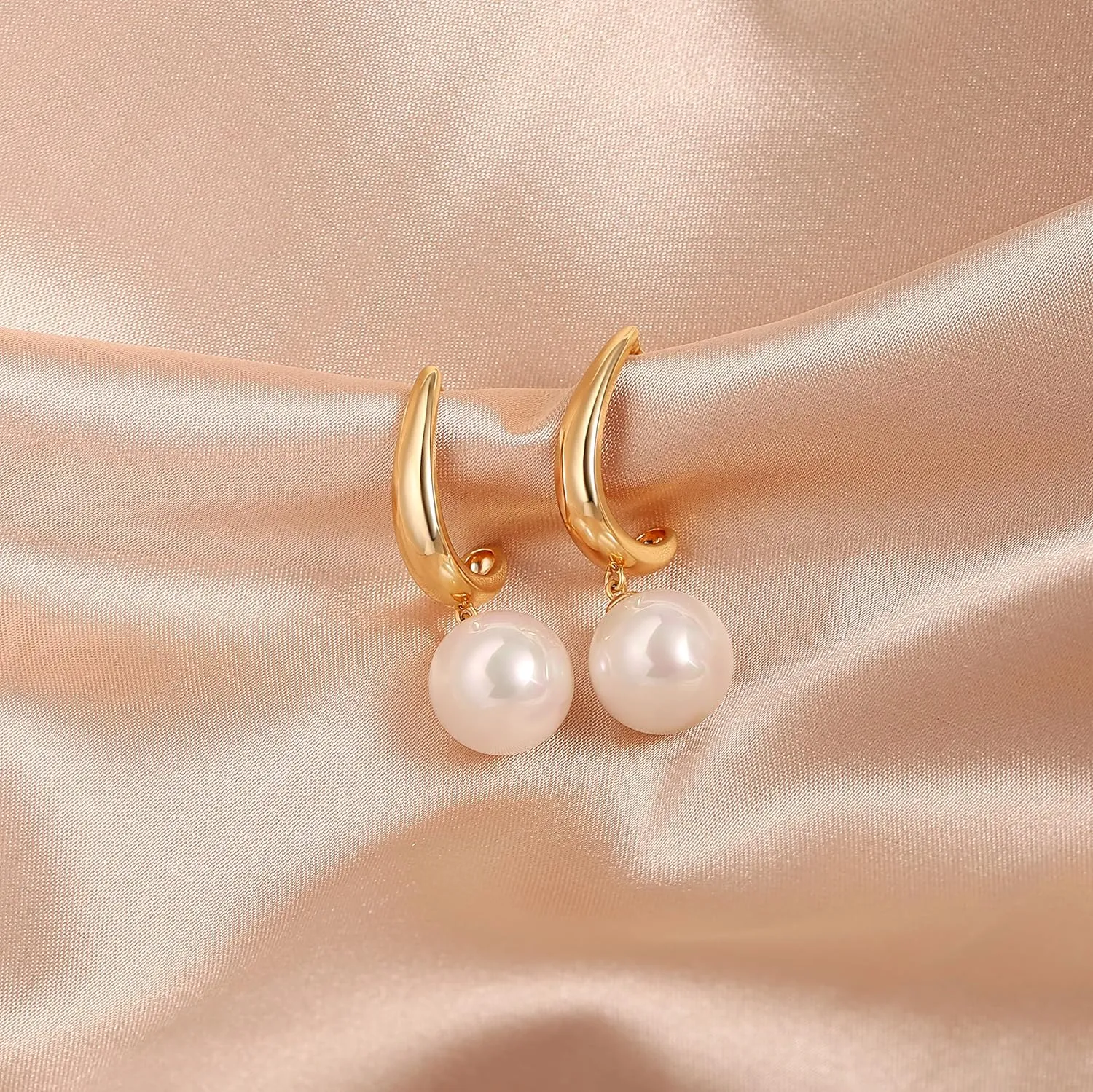 Gold Huggie Hoop Earrings with Charms Fashion Pearl Drop Dangle Earrings for Women Handmade Karma Circle Jewelry for Ladies Lightweight Pearl Earrings on Christmas