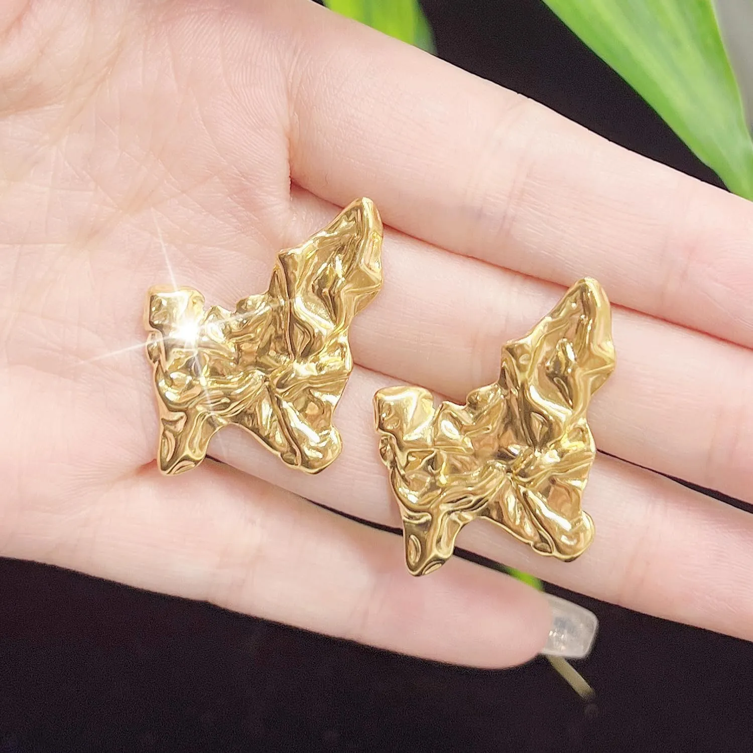 HANGINTHERE Chunky Gold Earrings for Women,18K Gold Plated,Gifts for Women