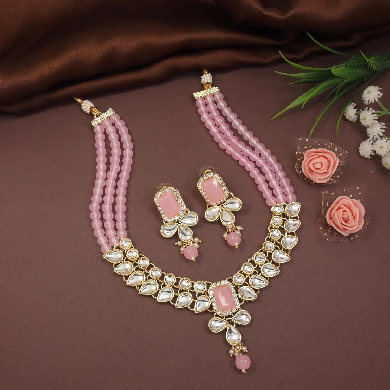 I Jewels Gold Plated Indian Wedding Bollywood Necklace Jewellery Set with Earrings for Women (IJ354)
