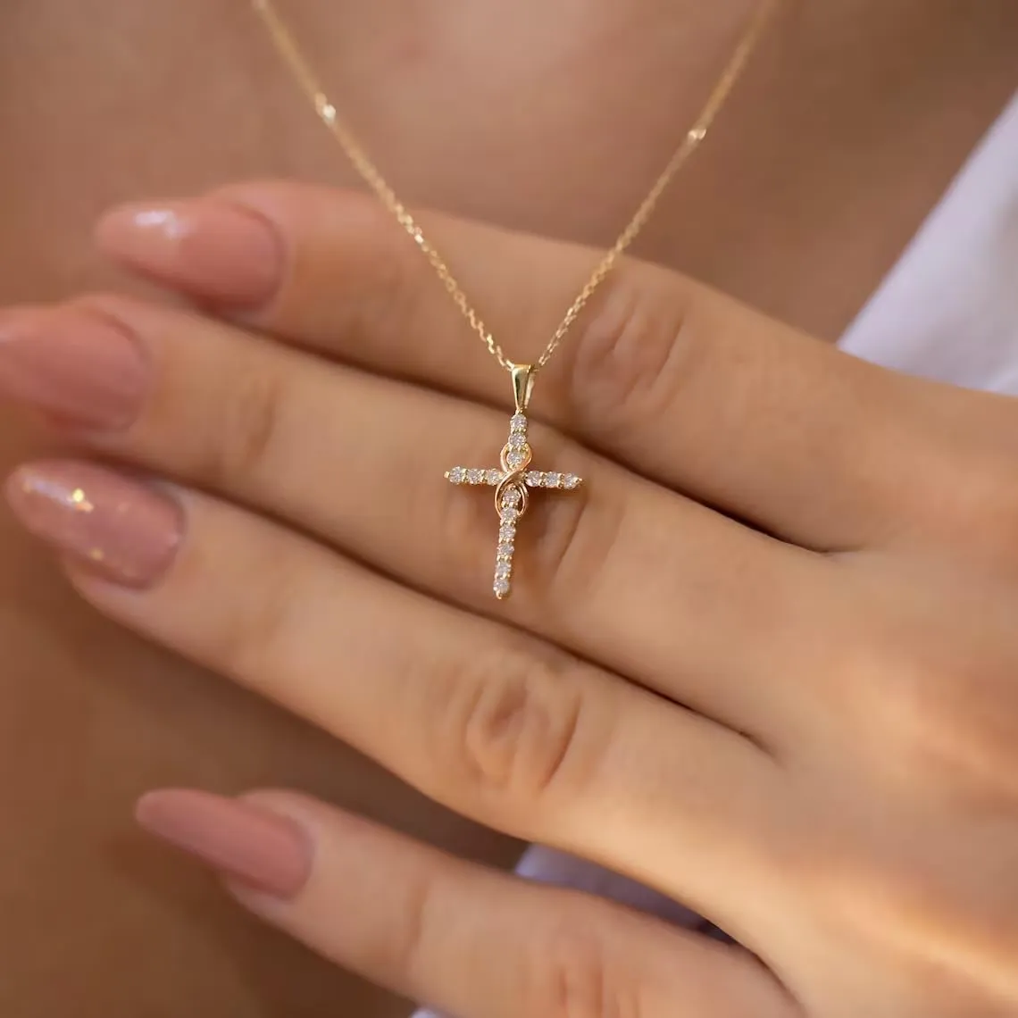 IEFWELL Cross Necklaces for Women - Dainty Gold Silver Cross Necklace for Women Trendy Simple Sideways Layered CZ Cross Necklaces Gold Jewelry for Womens Gifts