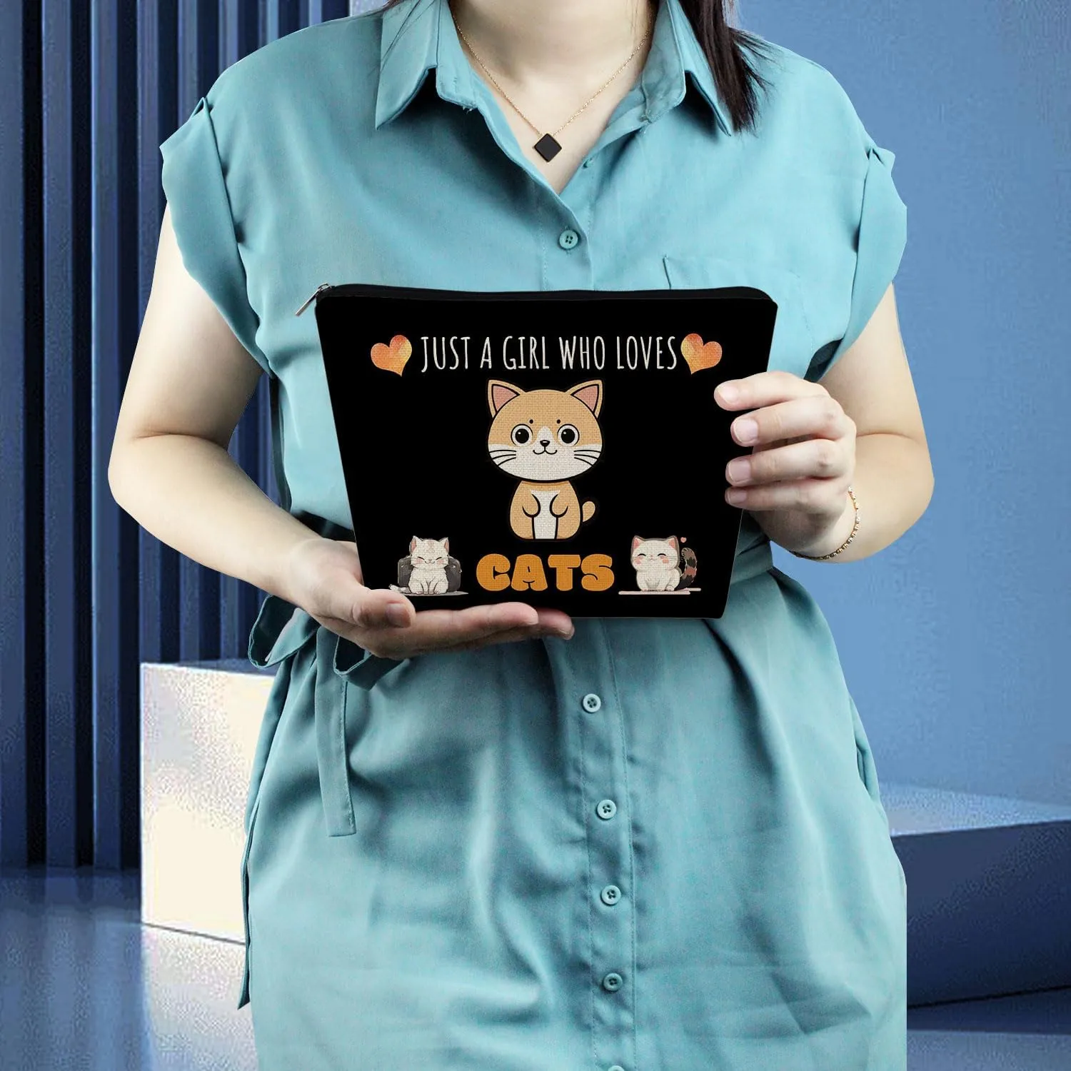 Just Love Cats Makeup Bag Black Background Cartoon Ginger Cat Pattern Canvas Organizer Zipper Pouch Lovely Cartoon Cat Cosmetic Bag Birthday Present for Cat Lovers Cat Mom Women