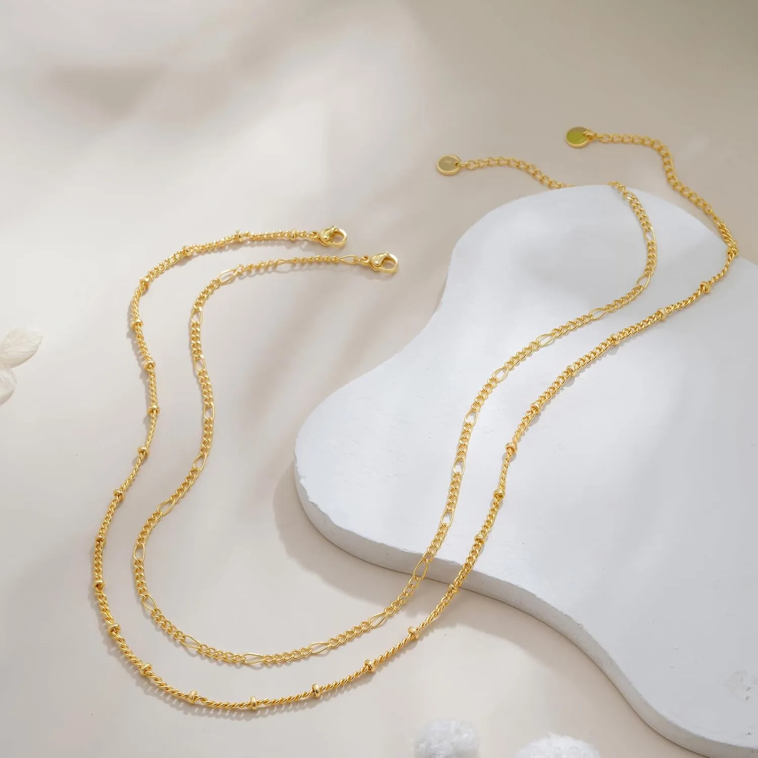 Layered Gold Necklaces for Women - 18K Gold Plated Herringbone Paperclip Chain Pearl Cuban Twist Rope Chain Necklace Waterproof Jewelry Dainty Choker Necklace Gold Jewelry for Women Gifts