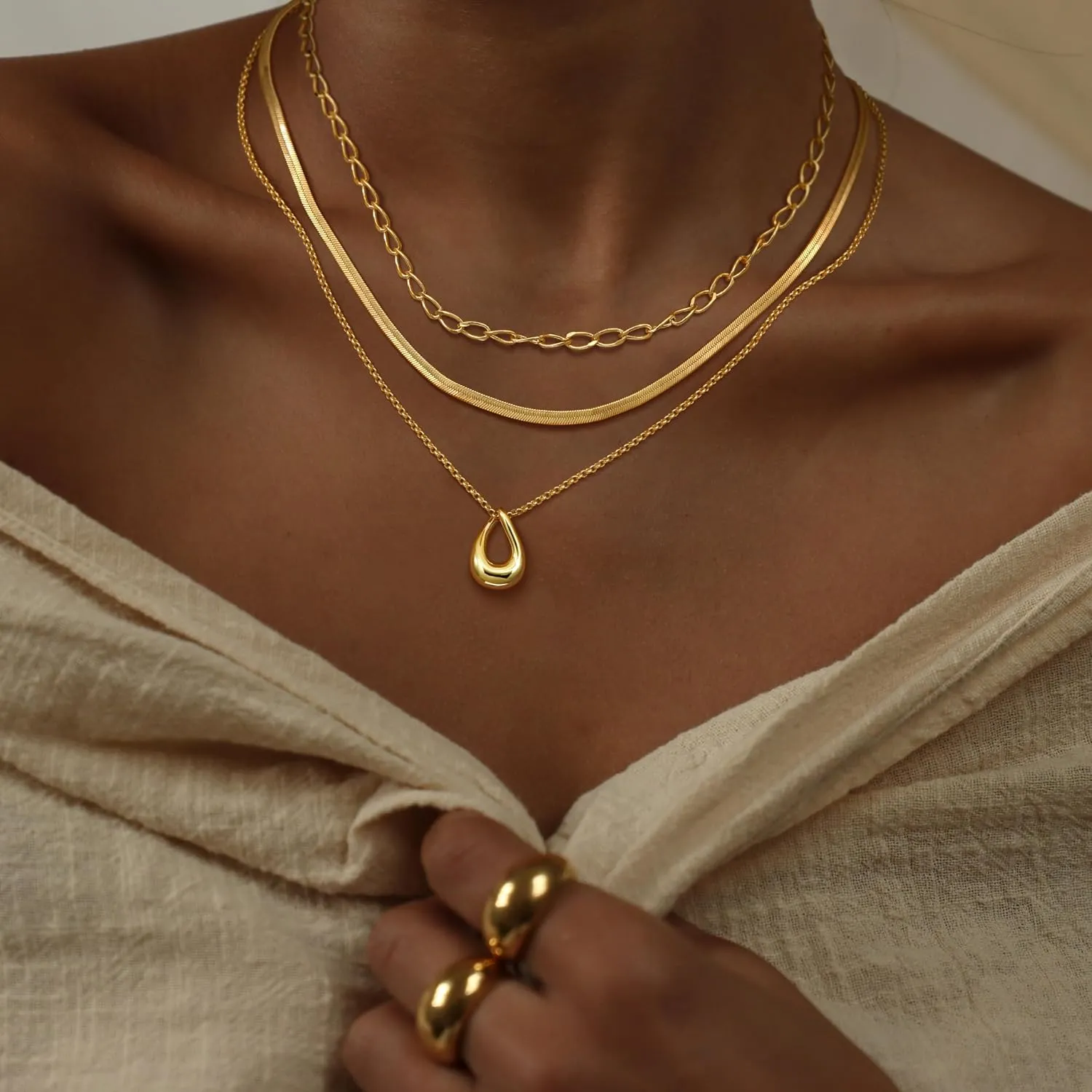 Layered Gold Necklaces for Women, 3Pcs Dainty 14k Gold/Silver Plated Herringbone Choker Set, Trendy Stack Simple Chain Layering Pendant Jewelry