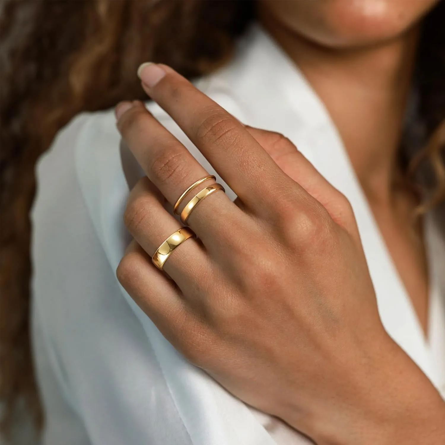 MBW 3Pcs Gold Rings for Women Trendy, 14k Gold Plated Stackable Rings Fake Diamond Band Thumb Rings Cubic Zirconia Non Tarnish Gold Ring Sets Womens Fashion Simple Gold Jewelry for Teen Girls 5-10