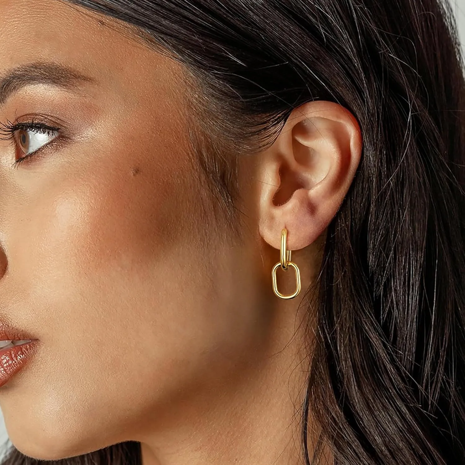Moodear Trendy Chunky Hoop Earrings for Women - Dainty 14K Gold Plated Thinck Open Hoops Hypoallergenic Lightweight Earring Jewelry Gift