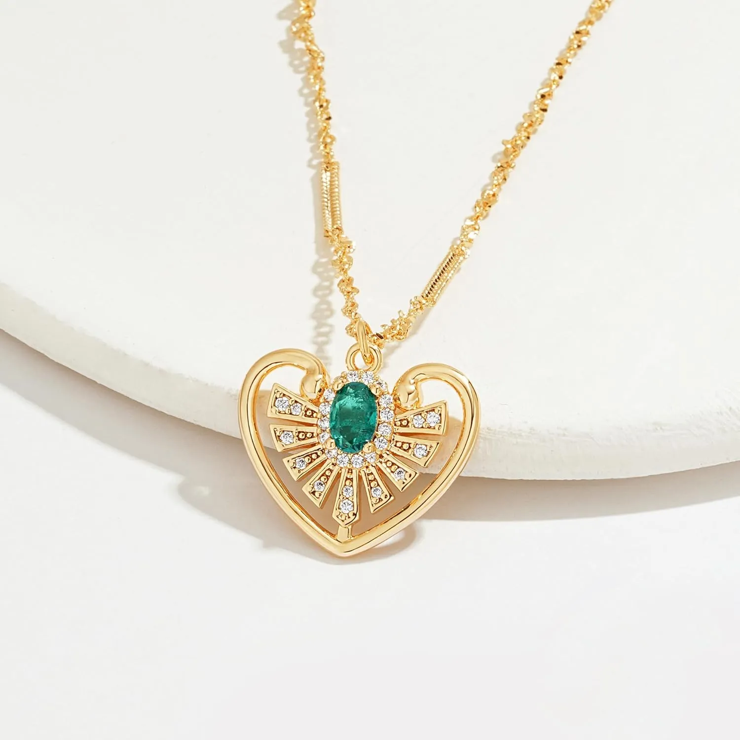 MTMY Layered Heart Necklaces for Women Stackable 14K Gold Plated Chain Necklace Layering CZ Heart Pendant Choker Necklaces Trendy Jewelry Set Gifts