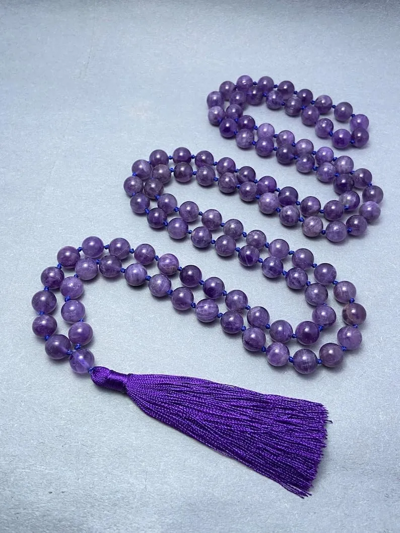 Natural Amethyst 8mm 108 Mala Beads, Spiritual, Meditation Beads, Reiki, Japa Mala, Buddhist Prayer Beads, Yoga Bracelet, healing beads LKMALA-RRGU-3579