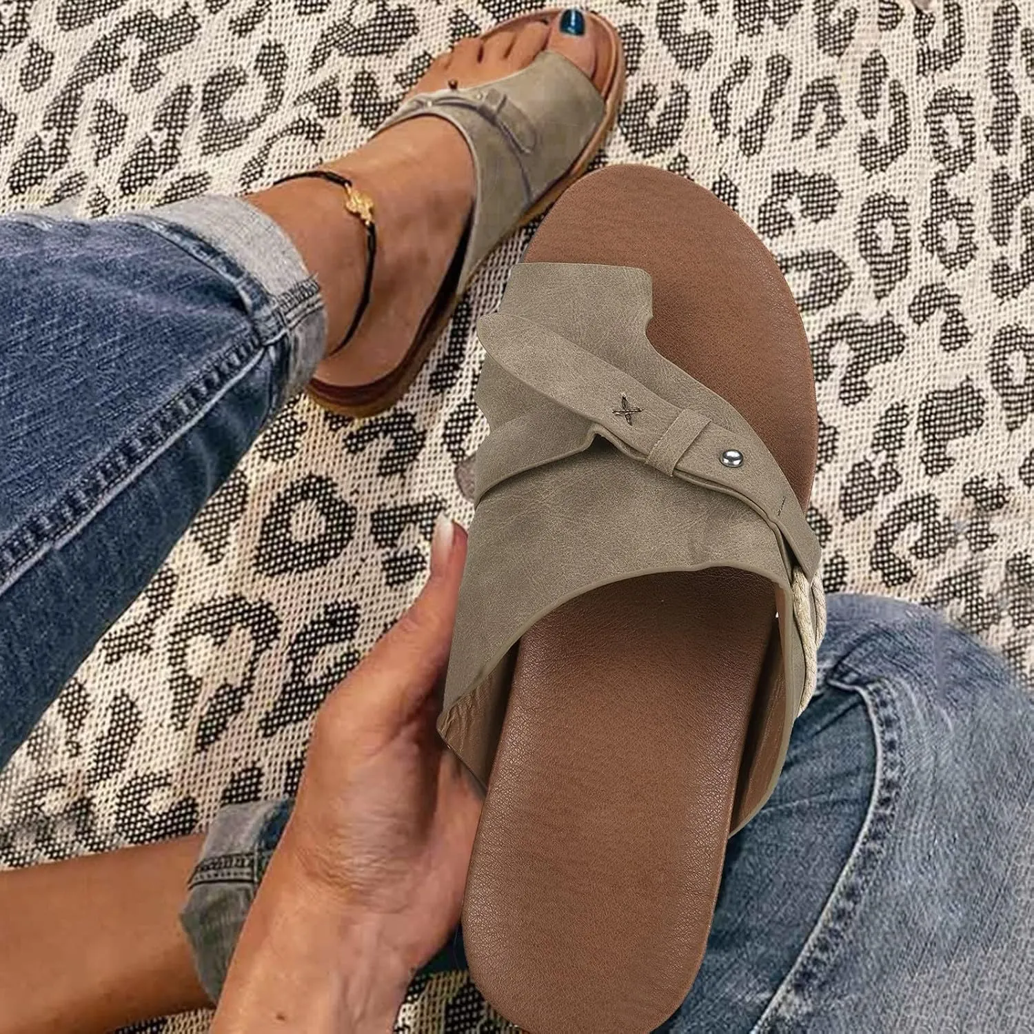 Orthopedic Sandals for Women Open Toes Ankle Strap Flat Sandals Water Sandal for Women Women's Walking Sandal