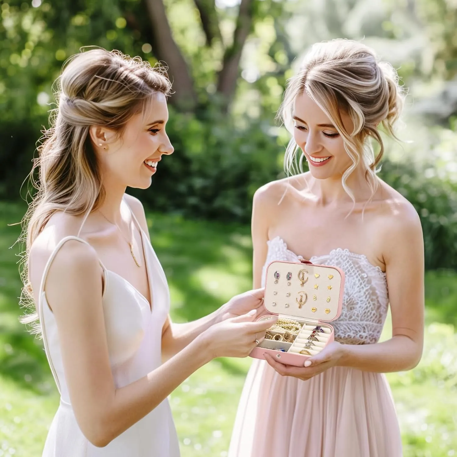 Personalized Jewelry Box for Women, Custom Travel Jewelry Case with Name and Birth Flower, Personalized Jewelry Organizer Bridesmaid Proposal Gifts, Personalized Gifts for Women