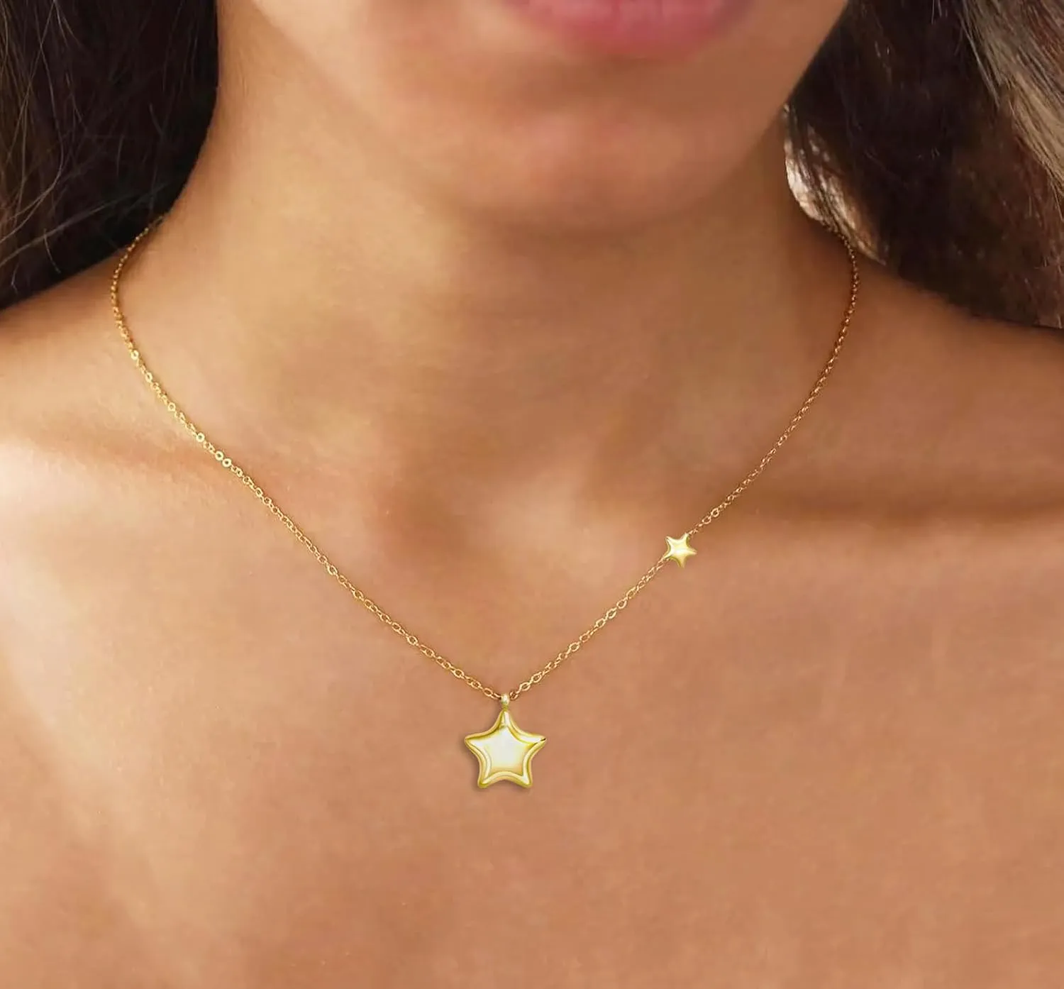 Rnivida Stainless Steel Star Necklace for Women Minimalist Star Charm Pendant with Adjustable Chain