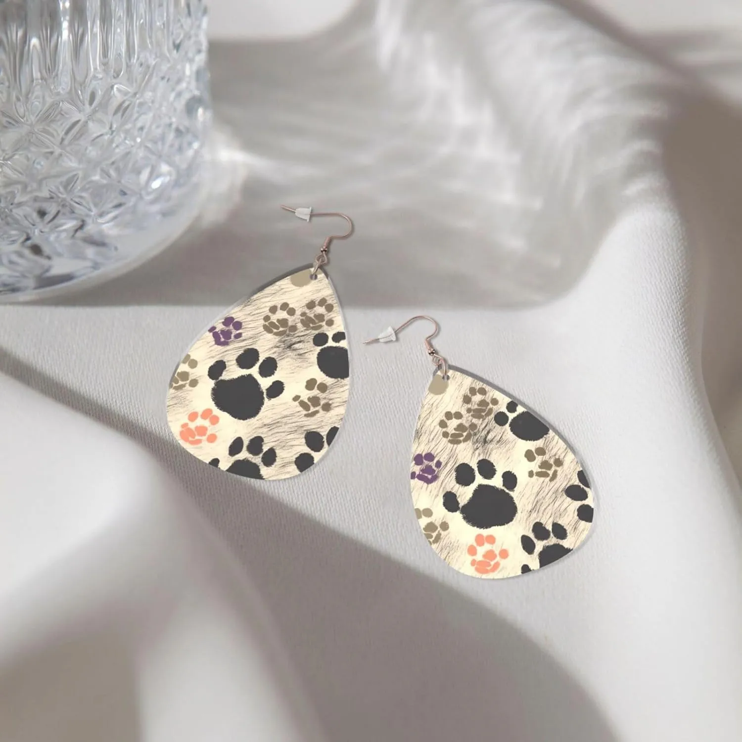 Stylish Drop-Shaped Acrylic Earrings Lightweight Printed Teardrop Dangle Earrings for Women (Dog Print)