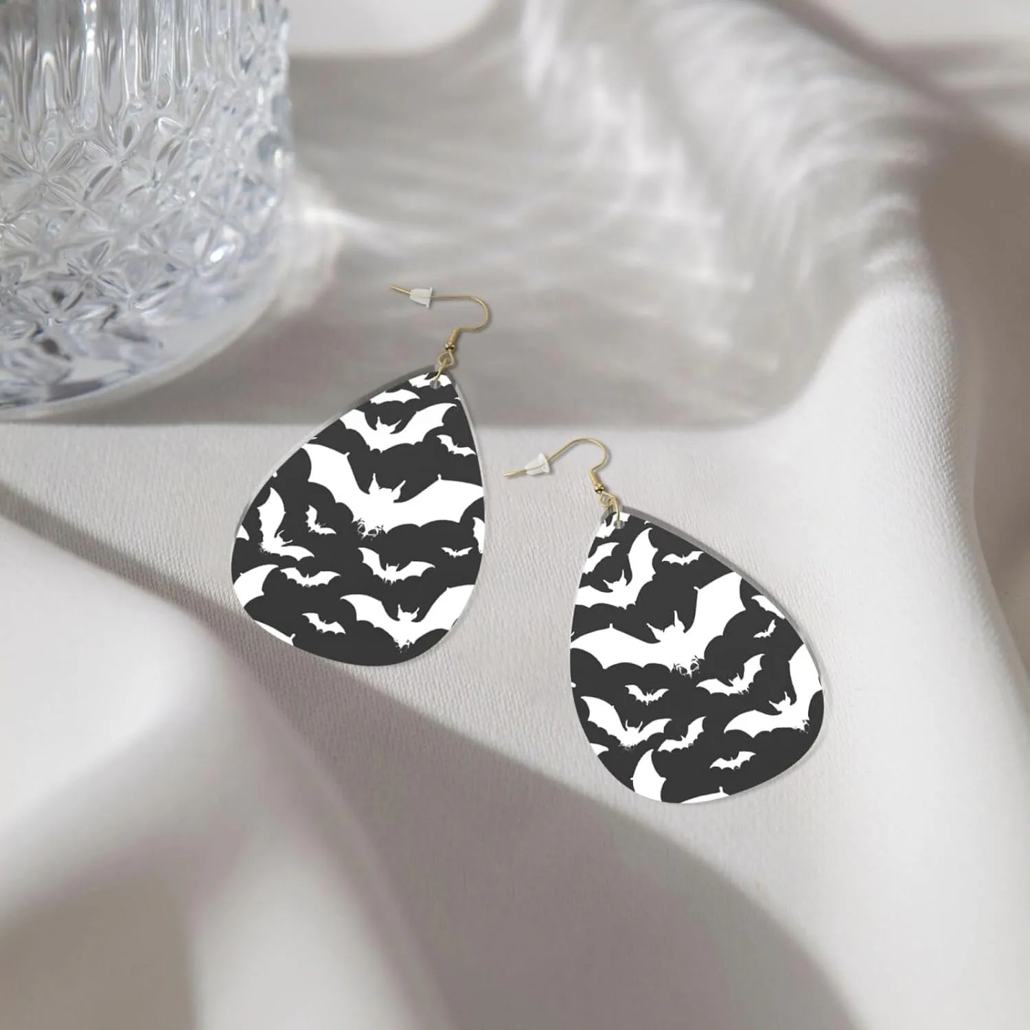 Stylish Drop-Shaped Acrylic Earrings Lightweight Printed Teardrop Dangle Earrings for Women (Halloween Flying Bats)