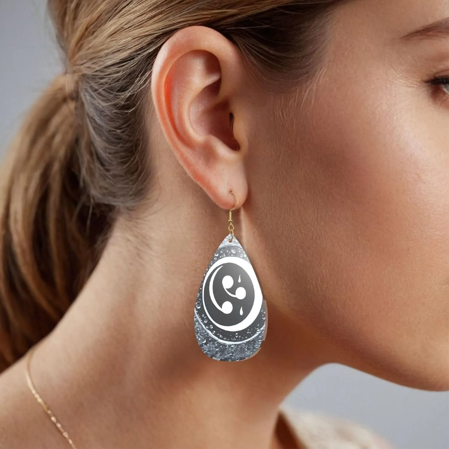 Stylish Drop-Shaped Acrylic Earrings Lightweight Printed Teardrop Dangle Earrings for Women (Yin Yang Diagram)