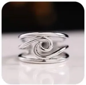 TSECIMGS Women's Platinum-Plated Minimalist Geometric Wave Ring, Fashionable Personalized Smooth Unique Statement Index Finger Ring(9)