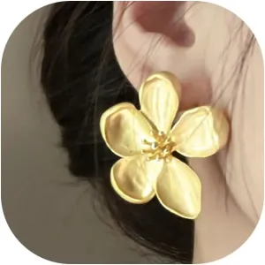 Vintage Gold Large Flower Stud Earrings for Women Boho Chunky Floral Dangle Earrings Exaggerate Statement Earrings Irregular Geometry Jewelry Gift