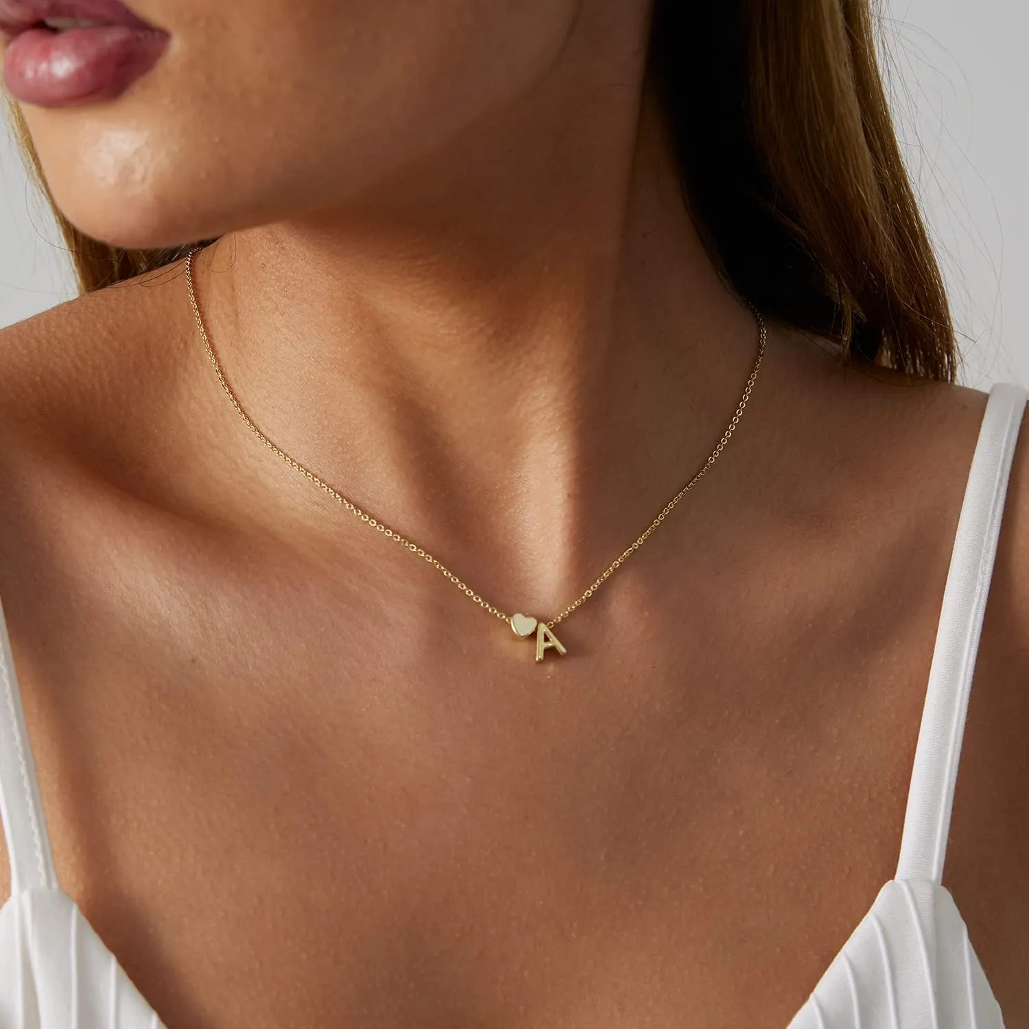 VIROMY Gold Initial Necklaces for Women 14K Gold Plated Dainty Heart Letter A-Z Personalized Initial Heart Pendant Necklace Tiny Letter Name Necklaces Jewelry for Women