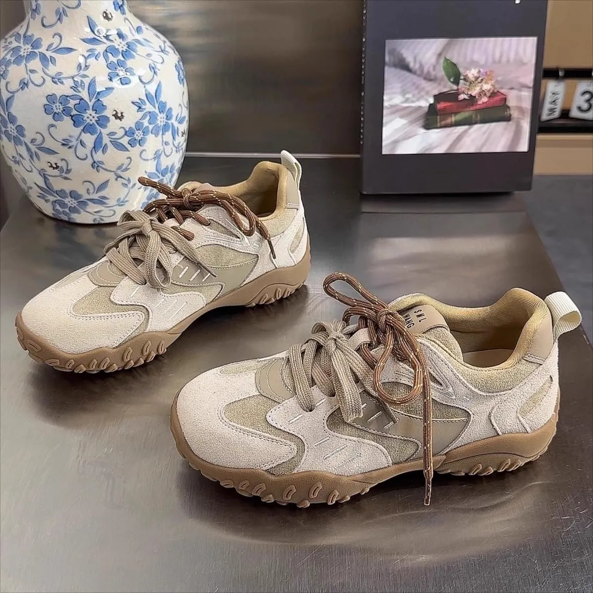 Women's Cute Trail Sneakers Non-Slip Hiking Shoes with Rugged Grip Lightweight Casual Vintage for Walking Traveling Urban Adventure