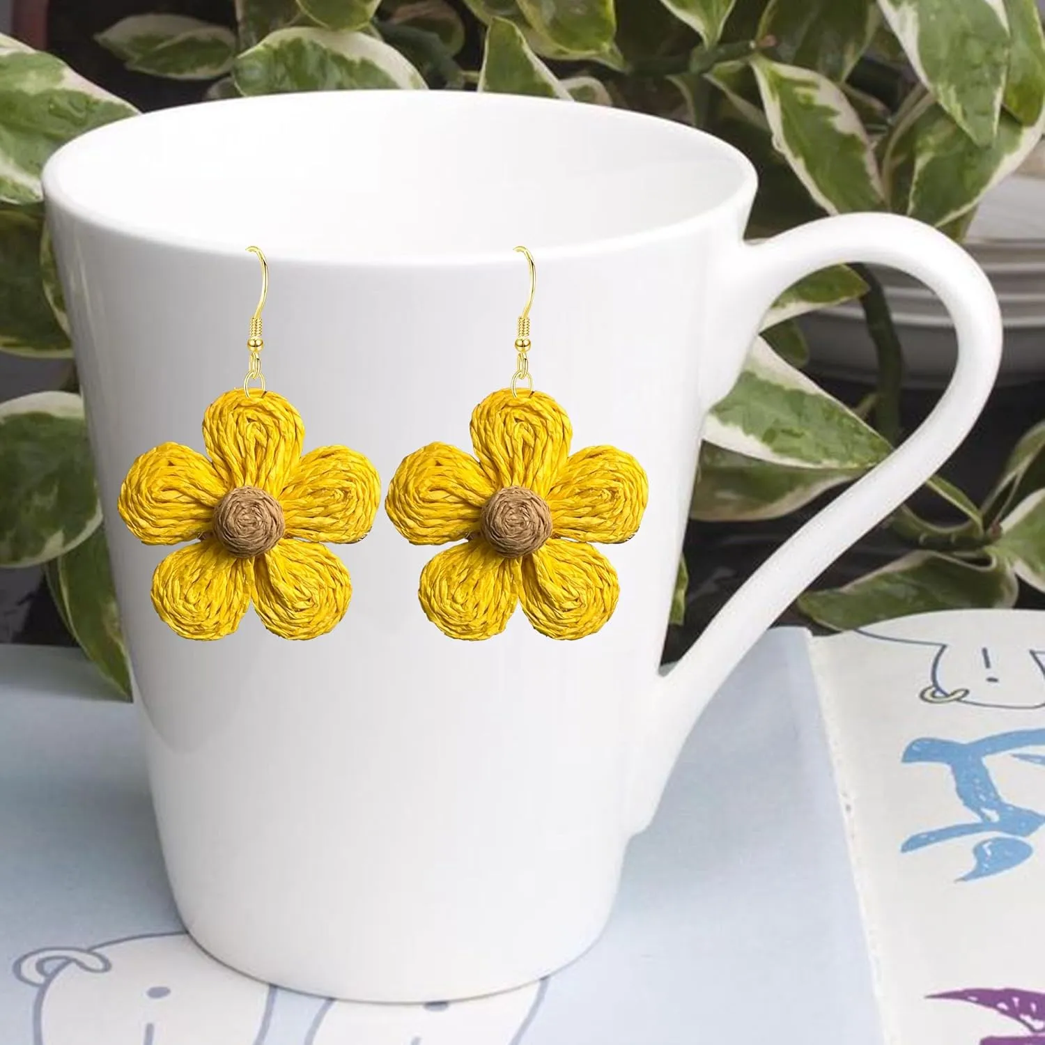 YUNXI Rattan Flower Drop Dangle Earring for Women Boho Colorful Raffia Straw Wicker Statement Earring Handmade Summer Tropical Beach Jewelry