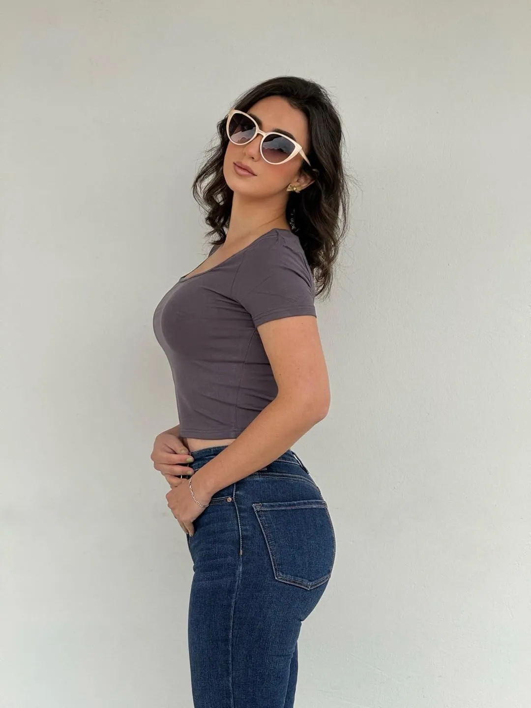Zeagoo Women's Short Sleeve Square Neck T Shirt Slim Fitted Casual Basic Crop Top Going Out Tops