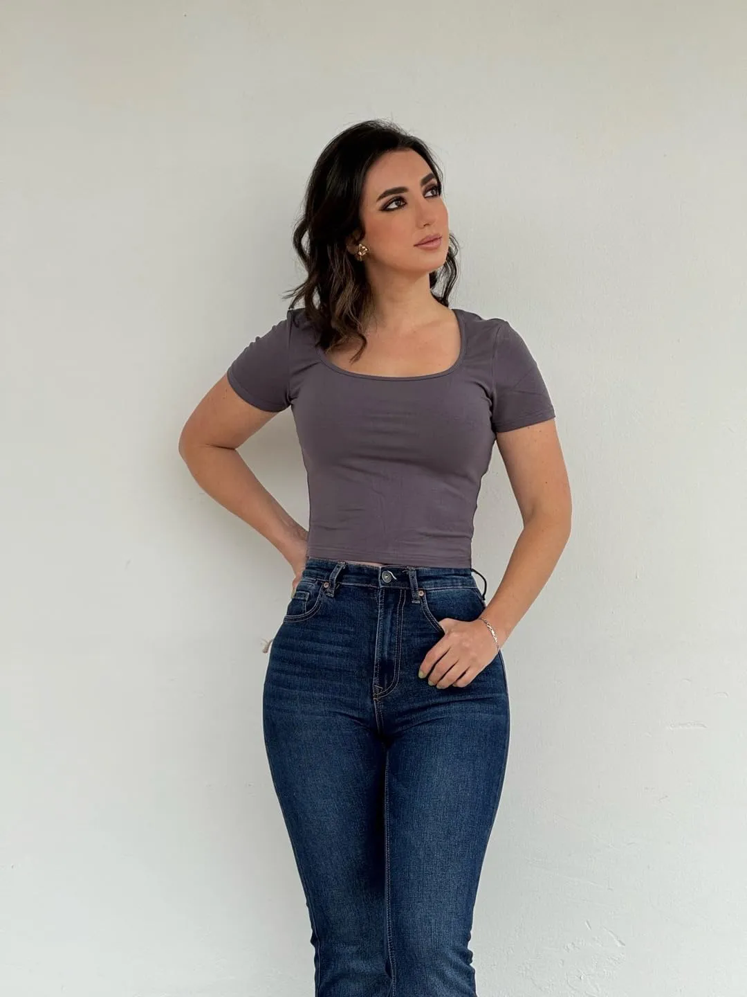 Zeagoo Women's Short Sleeve Square Neck T Shirt Slim Fitted Casual Basic Crop Top Going Out Tops